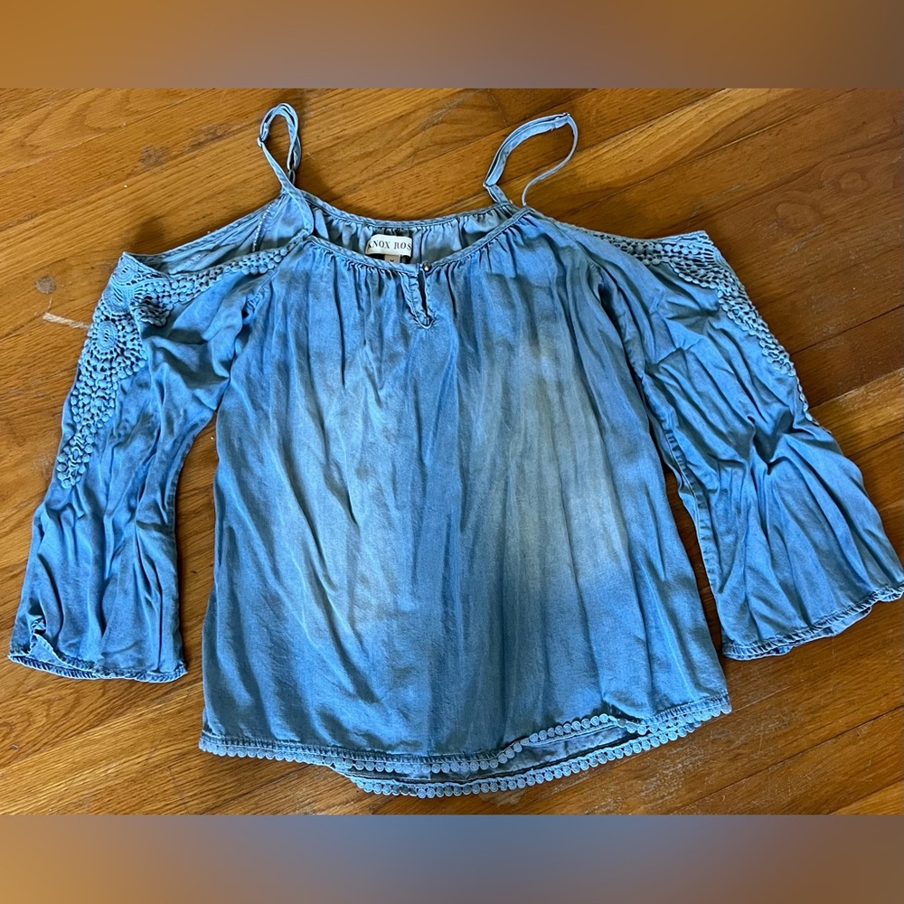 Knox Rose Light Blue Cold Shoulder Blouse